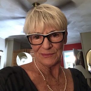 Meet your Posher, Joann